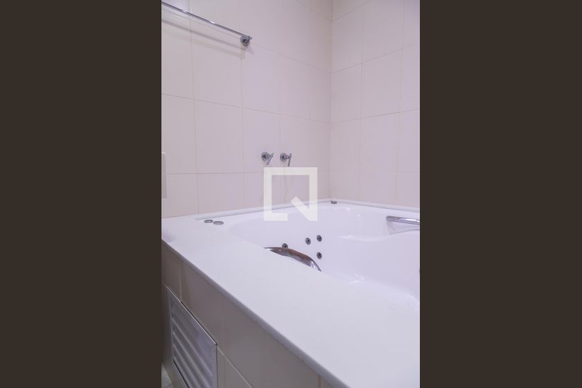 Casa, 4 quartos, 330 m² - Foto 45