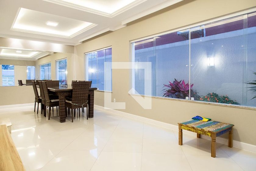 Casa, 4 quartos, 330 m² - Foto 7