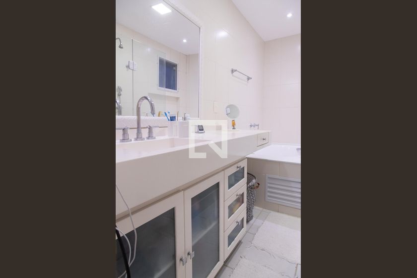 Casa, 4 quartos, 330 m² - Foto 42