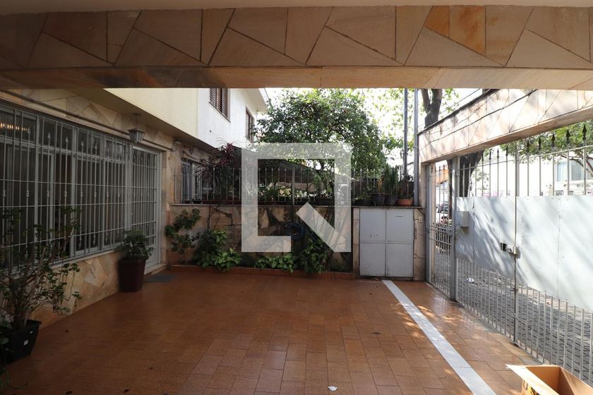 Casa, 3 quartos, 240 m² - Foto 77
