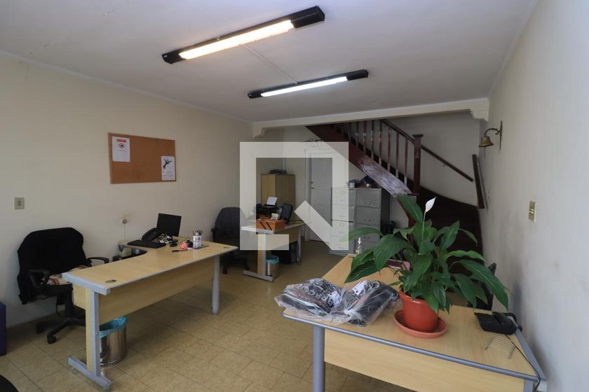 Casa, 3 quartos, 240 m² - Foto 1