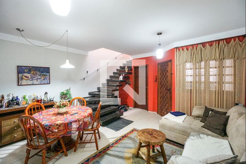 Casa, 3 quartos, 250 m² - Foto 1