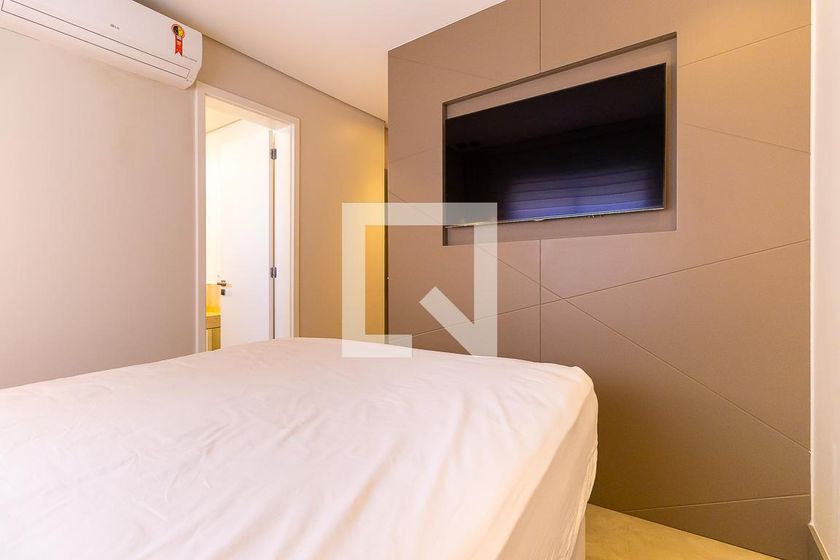 Apartamento à Venda - Cambuí, 1 Quarto,  108 m2 em , Campinas - sp | SoloBR