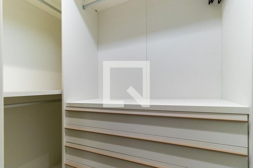 Apartamento à Venda - Cambuí, 1 Quarto,  108 m2 em , Campinas - sp | SoloBR