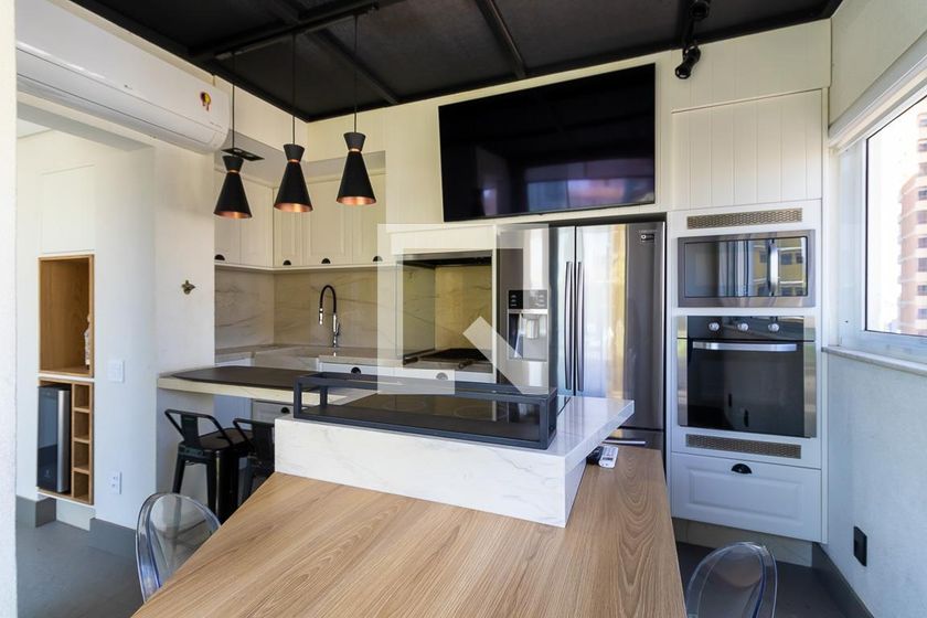 Apartamento à Venda - Cambuí, 1 Quarto,  108 m2 em , Campinas - sp | SoloBR