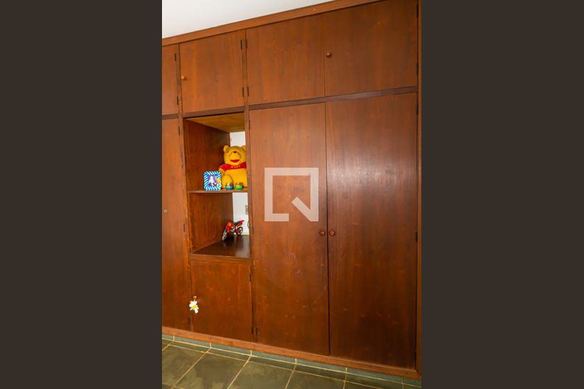 Casa à Venda - Parque Prado, 3 Quartos,  282 m2 em , Campinas - sp | SoloBR