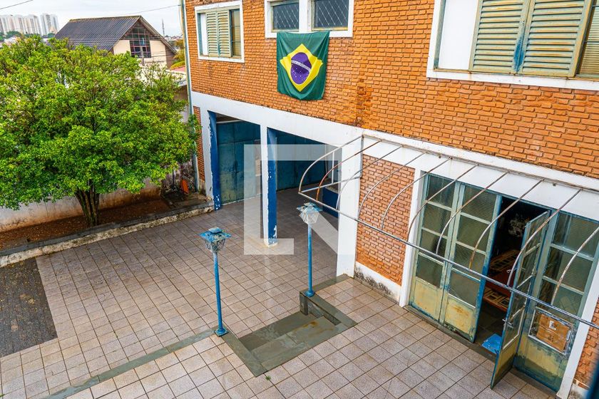 Casa à Venda - Parque Prado, 3 Quartos,  282 m2 em , Campinas - sp | SoloBR