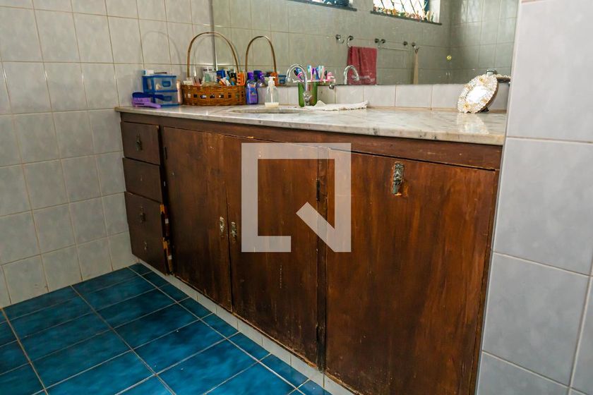 Casa à Venda - Parque Prado, 3 Quartos,  282 m2 em , Campinas - sp | SoloBR
