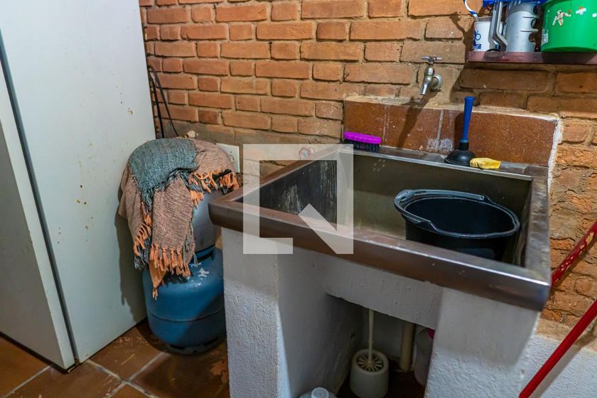 Casa à Venda - Parque Prado, 3 Quartos,  282 m2 em , Campinas - sp | SoloBR