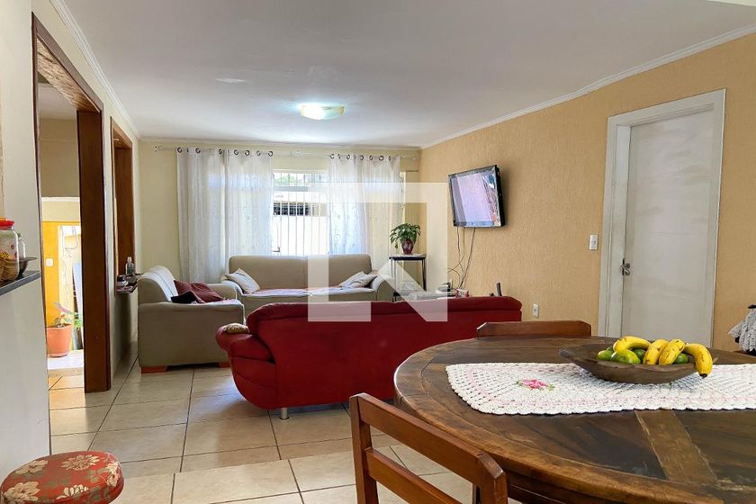 Casa, 2 quartos, 250 m² - Foto 1