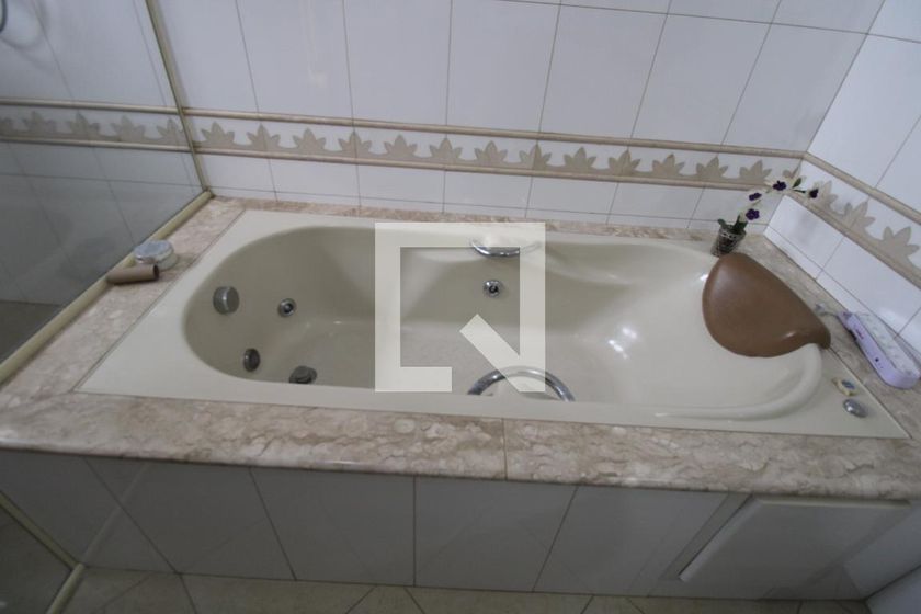 Casa à Venda - Jardim Chapadão, 4 Quartos,  411 m2 em , Campinas - sp | SoloBR