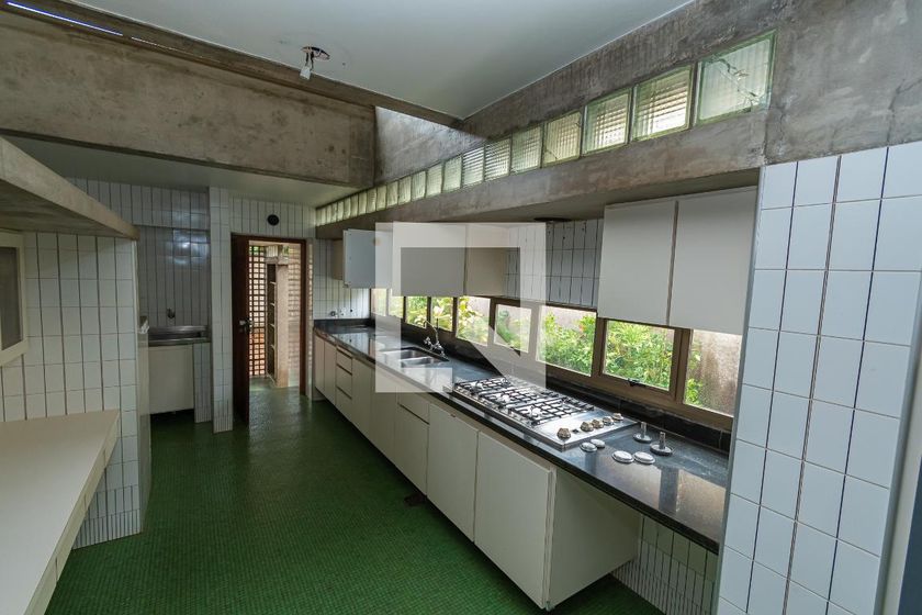 Casa à Venda - Mansões Santo Antônio, 3 Quartos,  250 m2 em , Campinas - sp | SoloBR