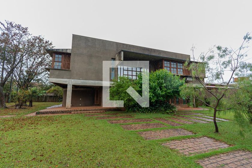 Casa à Venda - Mansões Santo Antônio, 3 Quartos,  250 m2 em , Campinas - sp | SoloBR