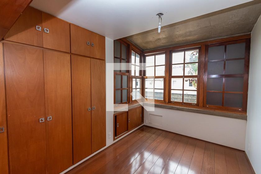 Casa à Venda - Mansões Santo Antônio, 3 Quartos,  250 m2 em , Campinas - sp | SoloBR