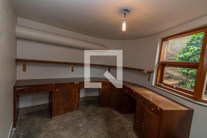 Casa à Venda - Mansões Santo Antônio, 3 Quartos,  250 m2 em , Campinas - sp | SoloBR
