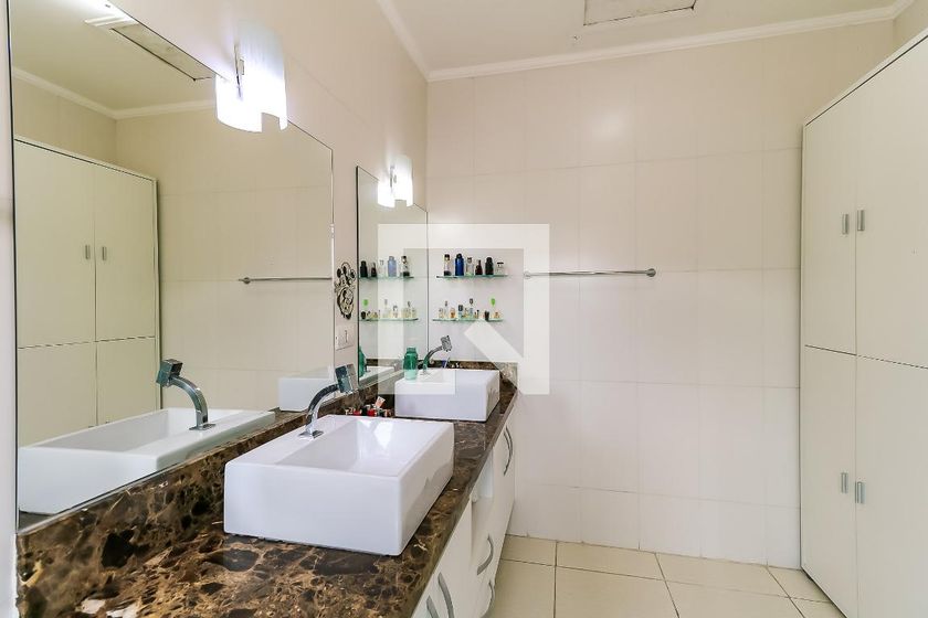 Casa, 4 quartos, 255 m² - Foto 45