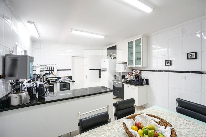 Casa, 4 quartos, 200 m² - Foto 45