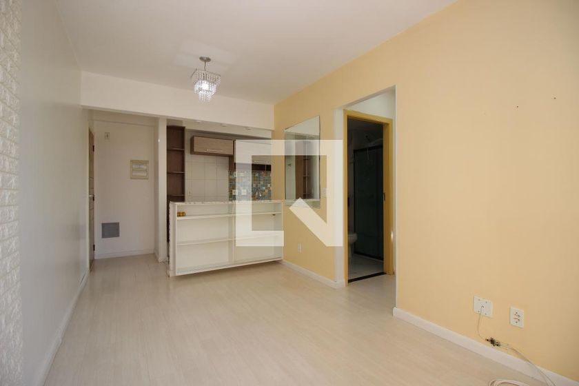 Apartamento com 2 quartos para alugar em Ceilândia Norte (ceilândia), Brasília por R$ 1.630,00