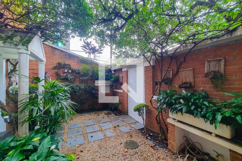 Casa, 4 quartos, 250 m² - Foto 191