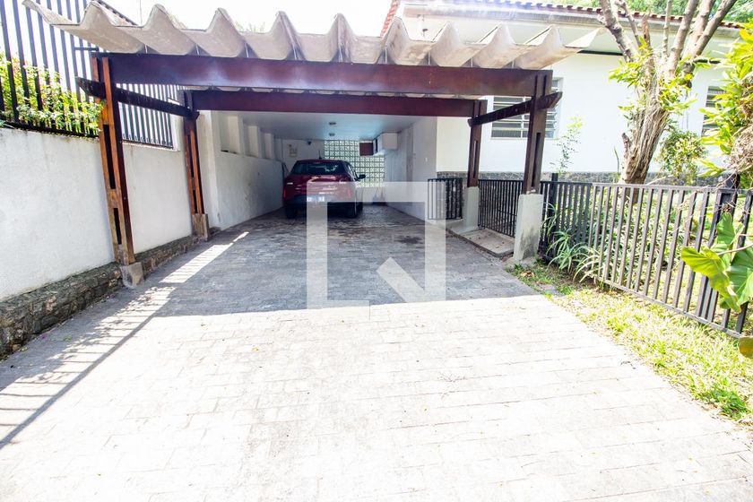 Casa, 4 quartos, 230 m² - Foto 60