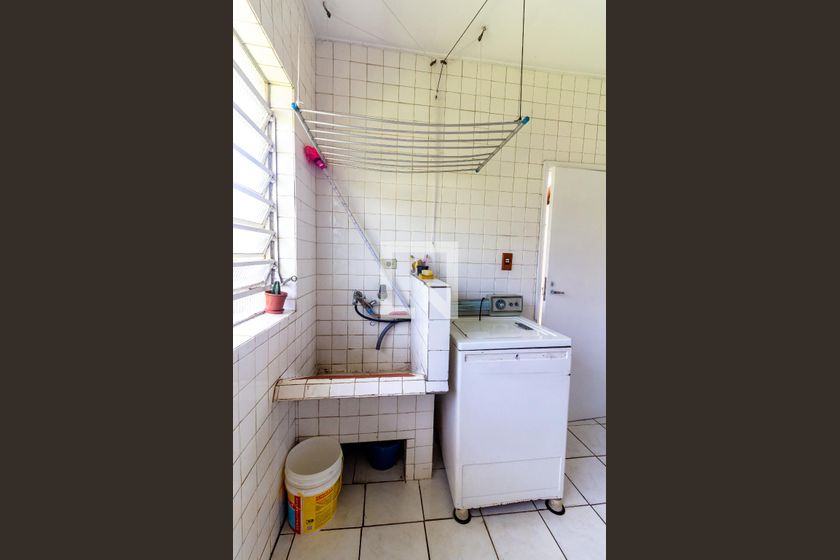 Casa, 4 quartos, 230 m² - Foto 38