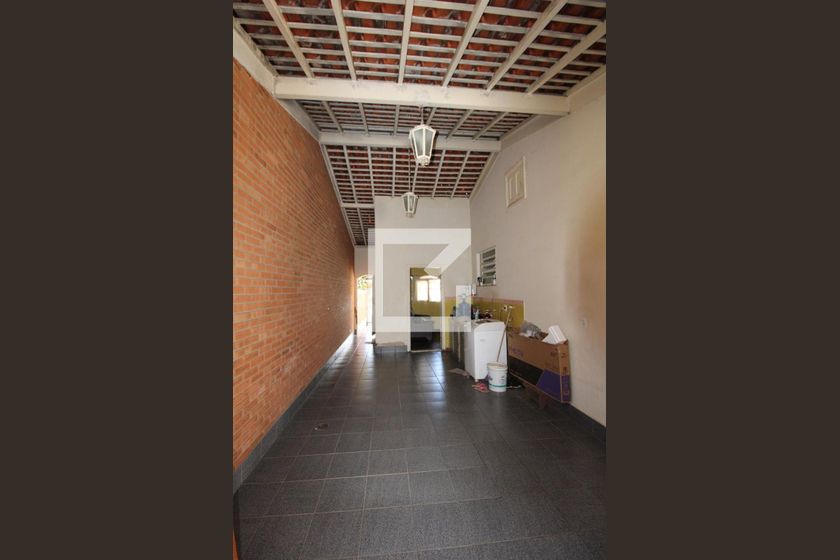 Casa à Venda - Taquaral, 2 Quartos,  300 m2 em , Campinas - sp | SoloBR