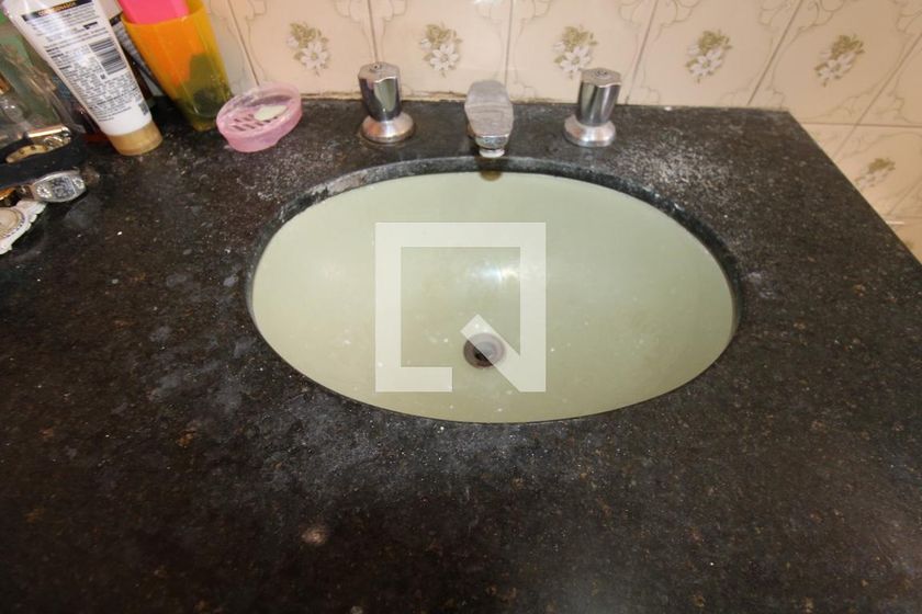 Casa à Venda - Taquaral, 2 Quartos,  300 m2 em , Campinas - sp | SoloBR