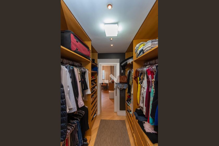 Casa à Venda - Lot. Alphaville Campinas , 4 Quartos,  439 m2 em , Campinas - sp | SoloBR