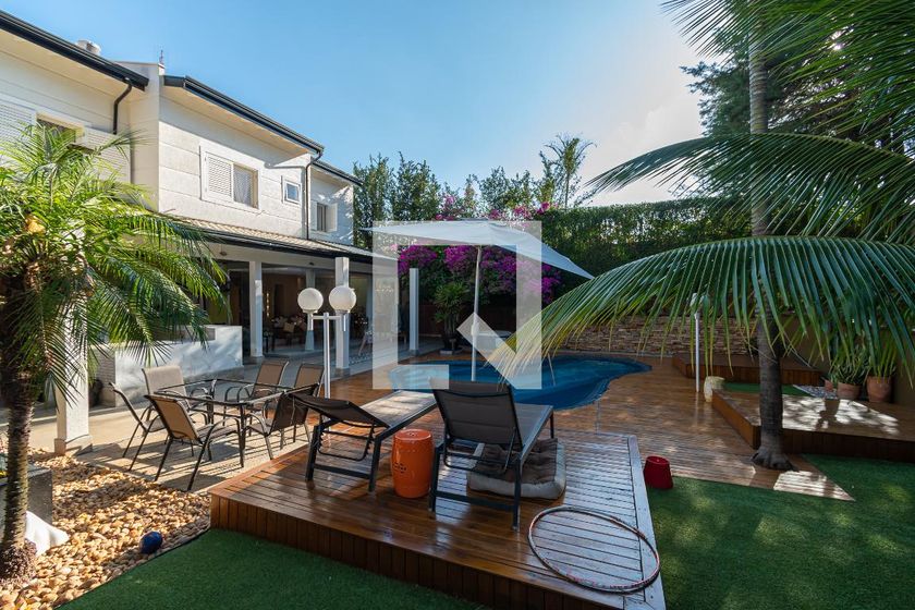 Casa à Venda - Lot. Alphaville Campinas , 4 Quartos,  439 m2 em , Campinas - sp | SoloBR