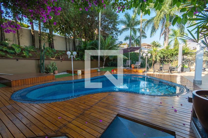 Casa à Venda - Lot. Alphaville Campinas , 4 Quartos,  439 m2 em , Campinas - sp | SoloBR