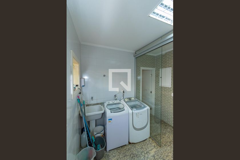 Casa à Venda - Lot. Alphaville Campinas , 4 Quartos,  439 m2 em , Campinas - sp | SoloBR