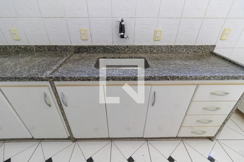 Casa à Venda - Jardim Flamboyant, 4 Quartos,  250 m2 em , Campinas - sp | SoloBR