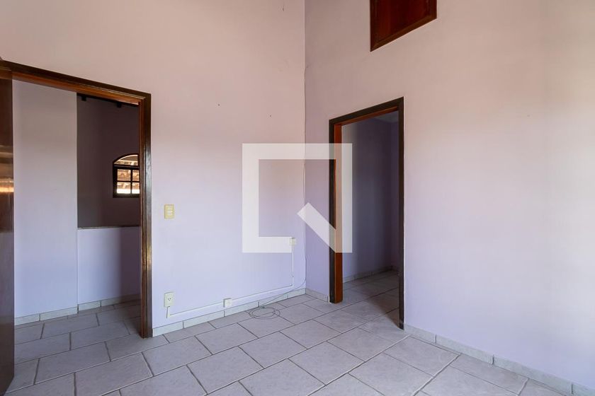 Casa à Venda - Jardim Flamboyant, 4 Quartos,  250 m2 em , Campinas - sp | SoloBR
