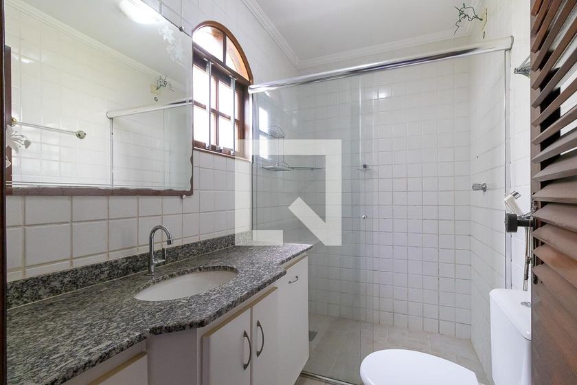 Casa à Venda - Jardim Flamboyant, 4 Quartos,  250 m2 em , Campinas - sp | SoloBR