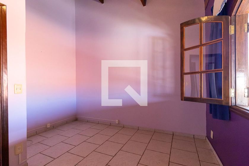 Casa à Venda - Jardim Flamboyant, 4 Quartos,  250 m2 em , Campinas - sp | SoloBR