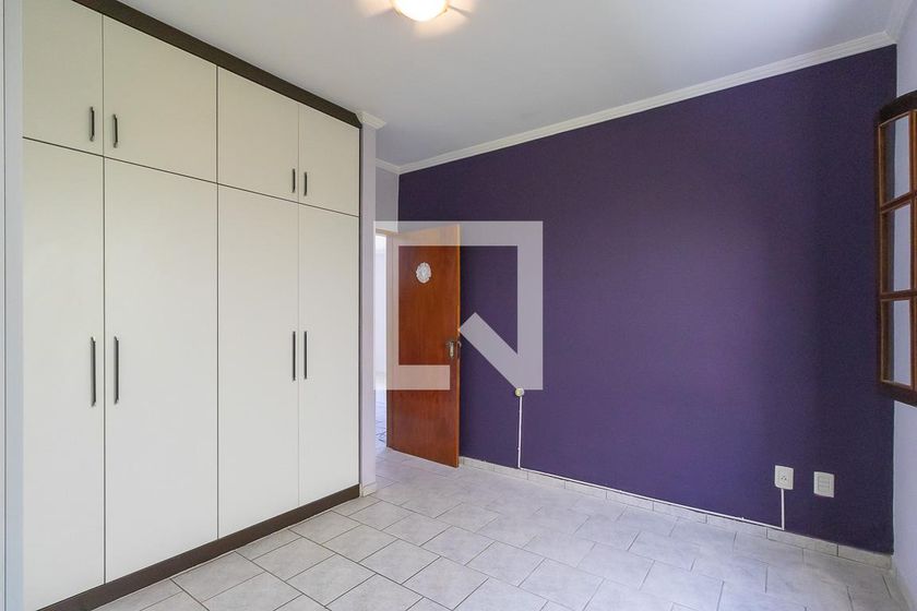 Casa à Venda - Jardim Flamboyant, 4 Quartos,  250 m2 em , Campinas - sp | SoloBR