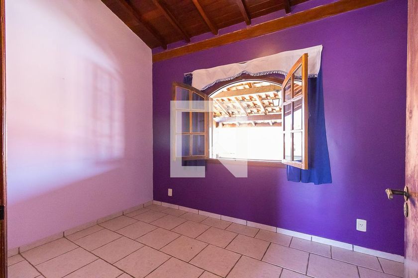 Casa à Venda - Jardim Flamboyant, 4 Quartos,  250 m2 em , Campinas - sp | SoloBR