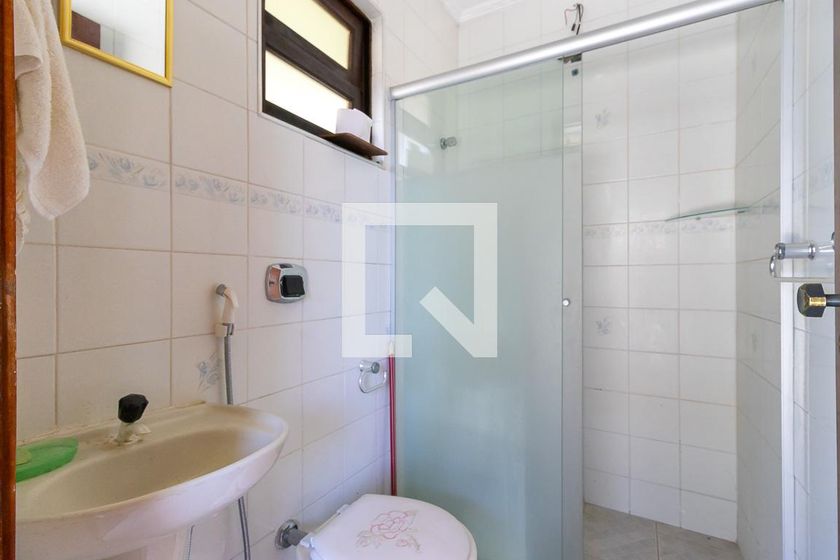 Casa à Venda - Jardim Flamboyant, 4 Quartos,  250 m2 em , Campinas - sp | SoloBR