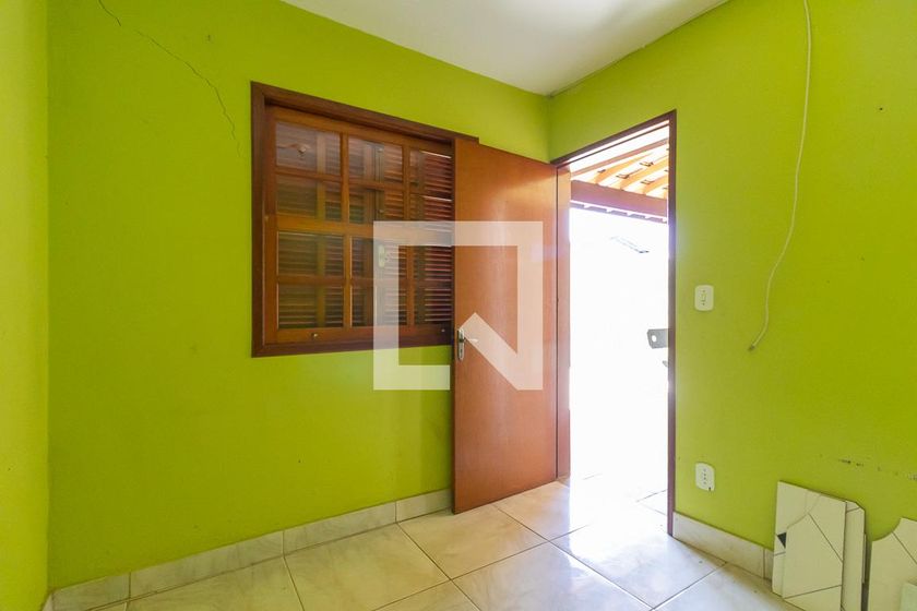 Casa à Venda - Jardim Flamboyant, 4 Quartos,  250 m2 em , Campinas - sp | SoloBR