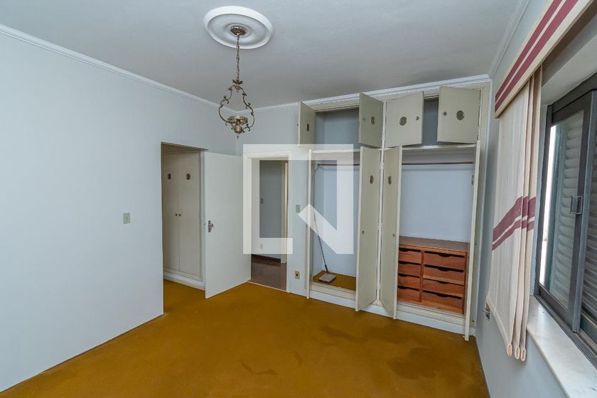 Casa à Venda - Jardim Chapadão, 4 Quartos,  440 m2 em , Campinas - sp | SoloBR