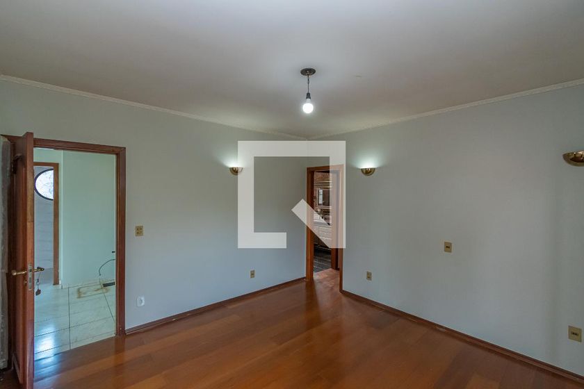 Casa à Venda - Jardim Chapadão, 4 Quartos,  440 m2 em , Campinas - sp | SoloBR