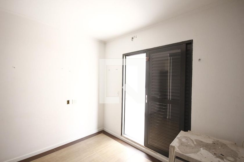 Casa, 4 quartos, 220 m² - Foto 35