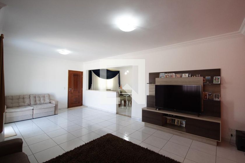 Casa, 4 quartos, 227 m² - Foto 3