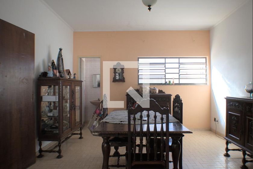 Casa à Venda - Taquaral, 3 Quartos,  334 m2 em , Campinas - sp | SoloBR