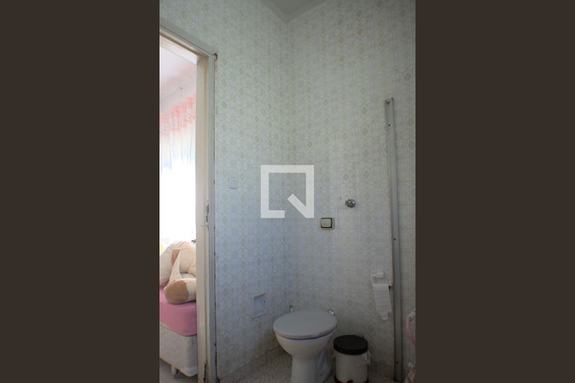 Casa à Venda - Taquaral, 3 Quartos,  334 m2 em , Campinas - sp | SoloBR