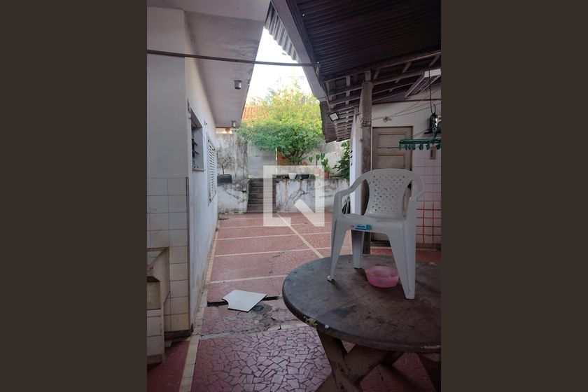 Casa à Venda - Taquaral, 3 Quartos,  334 m2 em , Campinas - sp | SoloBR