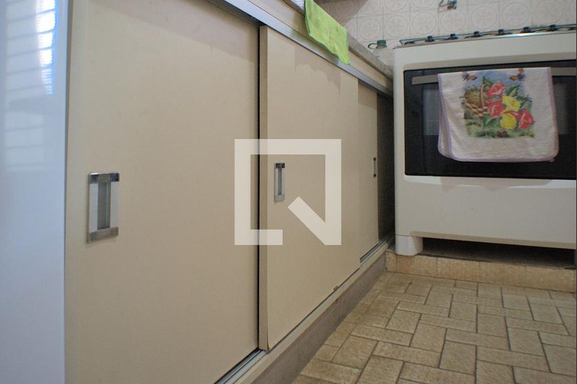 Casa à Venda - Taquaral, 3 Quartos,  334 m2 em , Campinas - sp | SoloBR