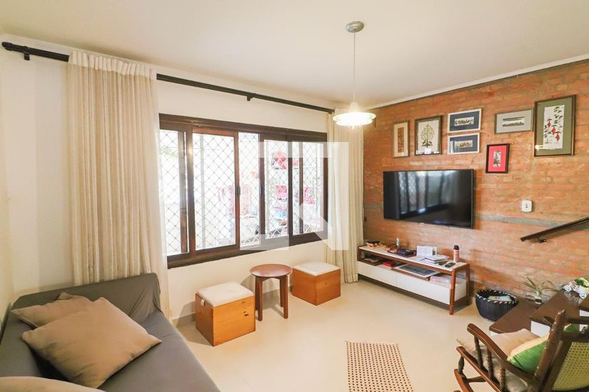 Casa, 2 quartos, 200 m² - Foto 1