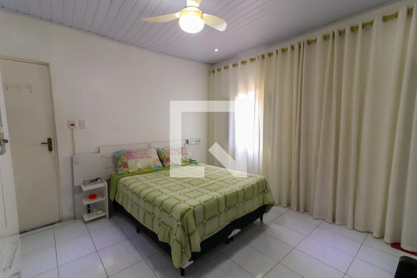 Casa, 4 quartos, 250 m² - Foto 43