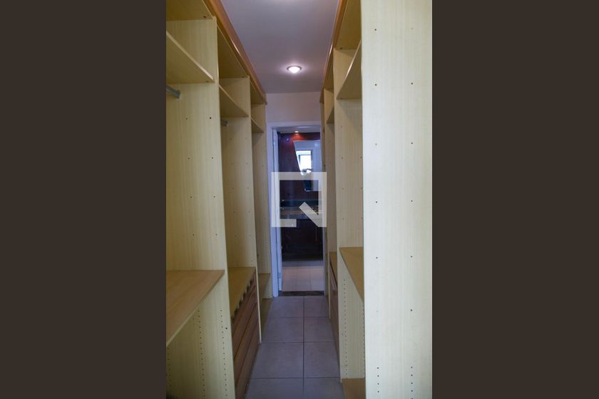 Apartamento, 3 quartos, 198 m² - Foto 161